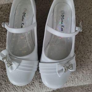 Girl's Dressy White Shoes